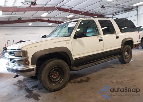 1997 Chevrolet Suburban 2500 from USA, damaged, VIN 1GNGK26J5VJ342945